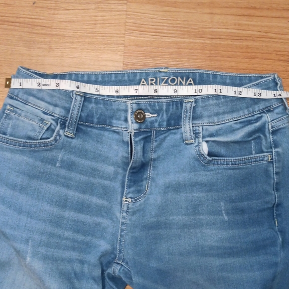 ARIZONA JEAN CO SIZE 5 - Picture 4 of 6